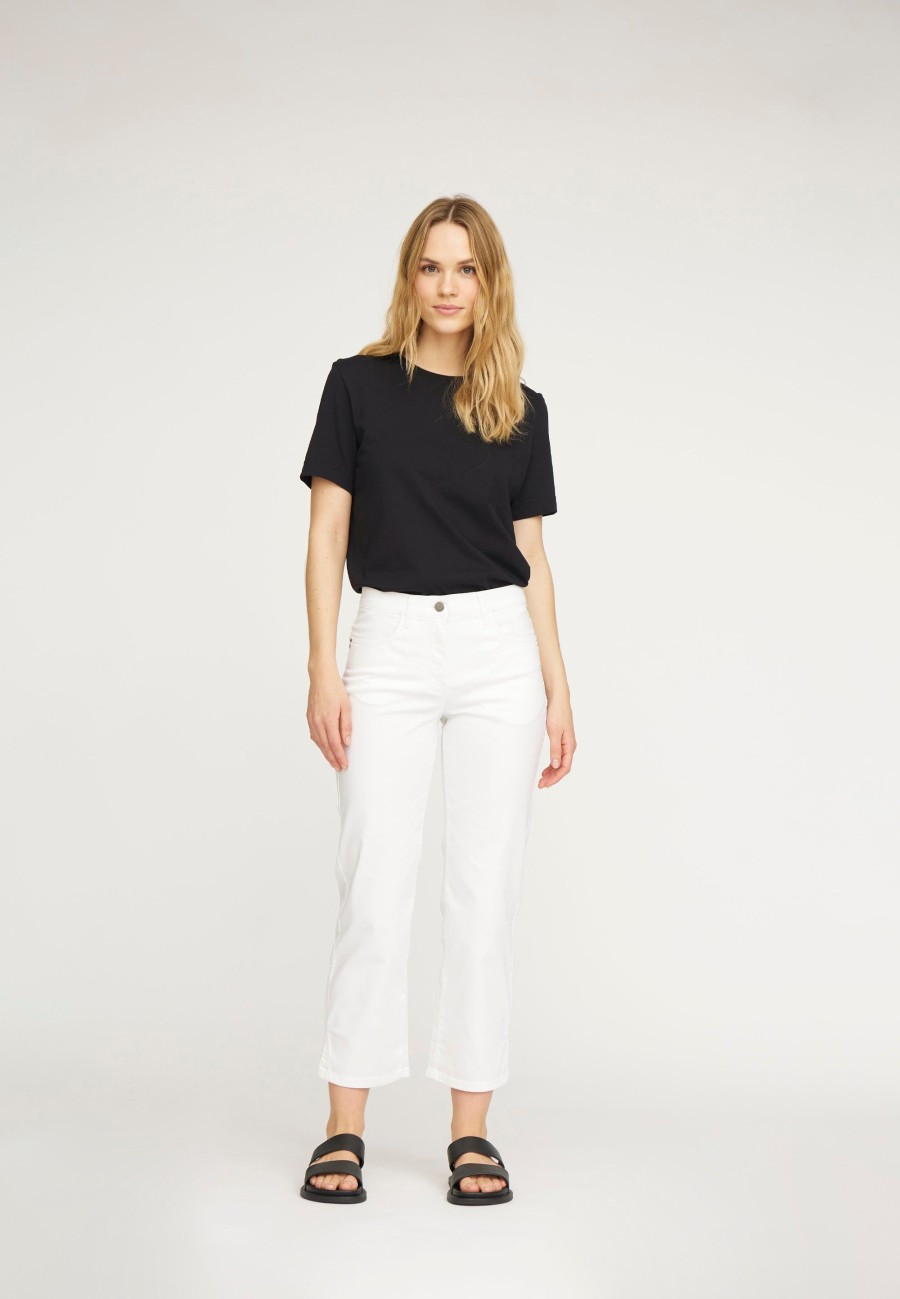 Silhouette Laurie | Amelia Slit Straight Crop - White