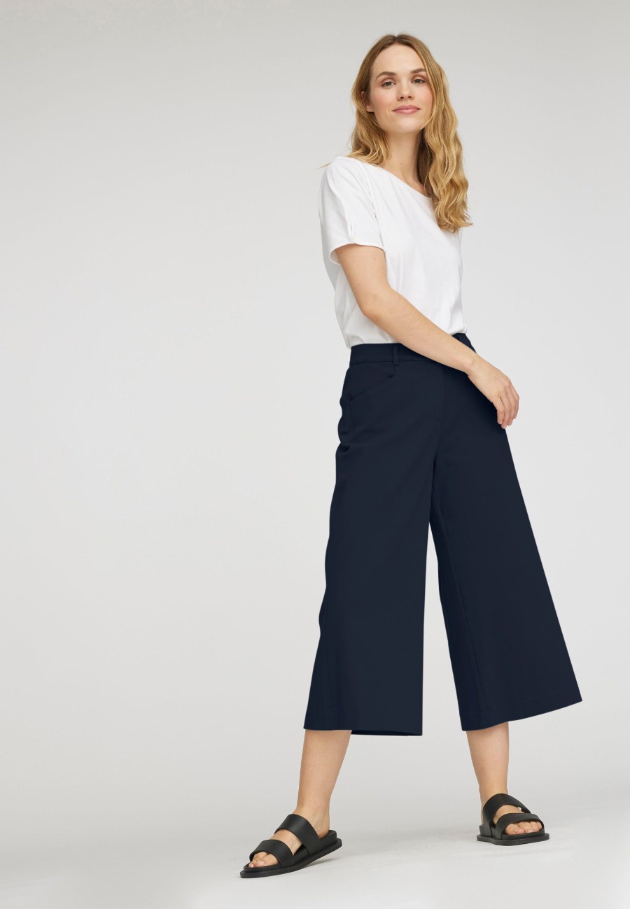 Silhouette Laurie | Rachel Loose Crop - Navy