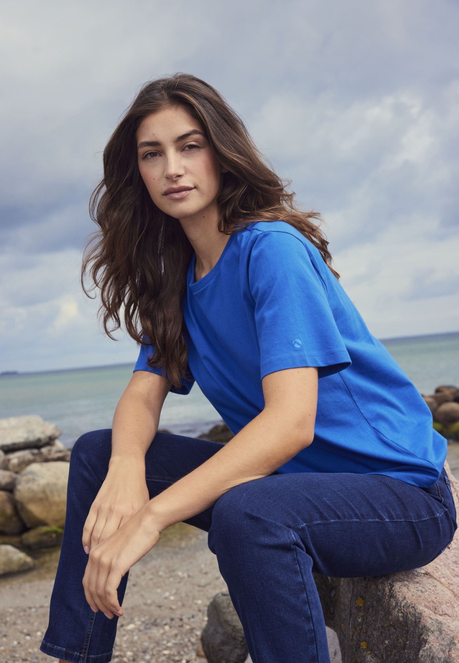 Silhouette Laurie | Augusta T-Shirt - True Blue