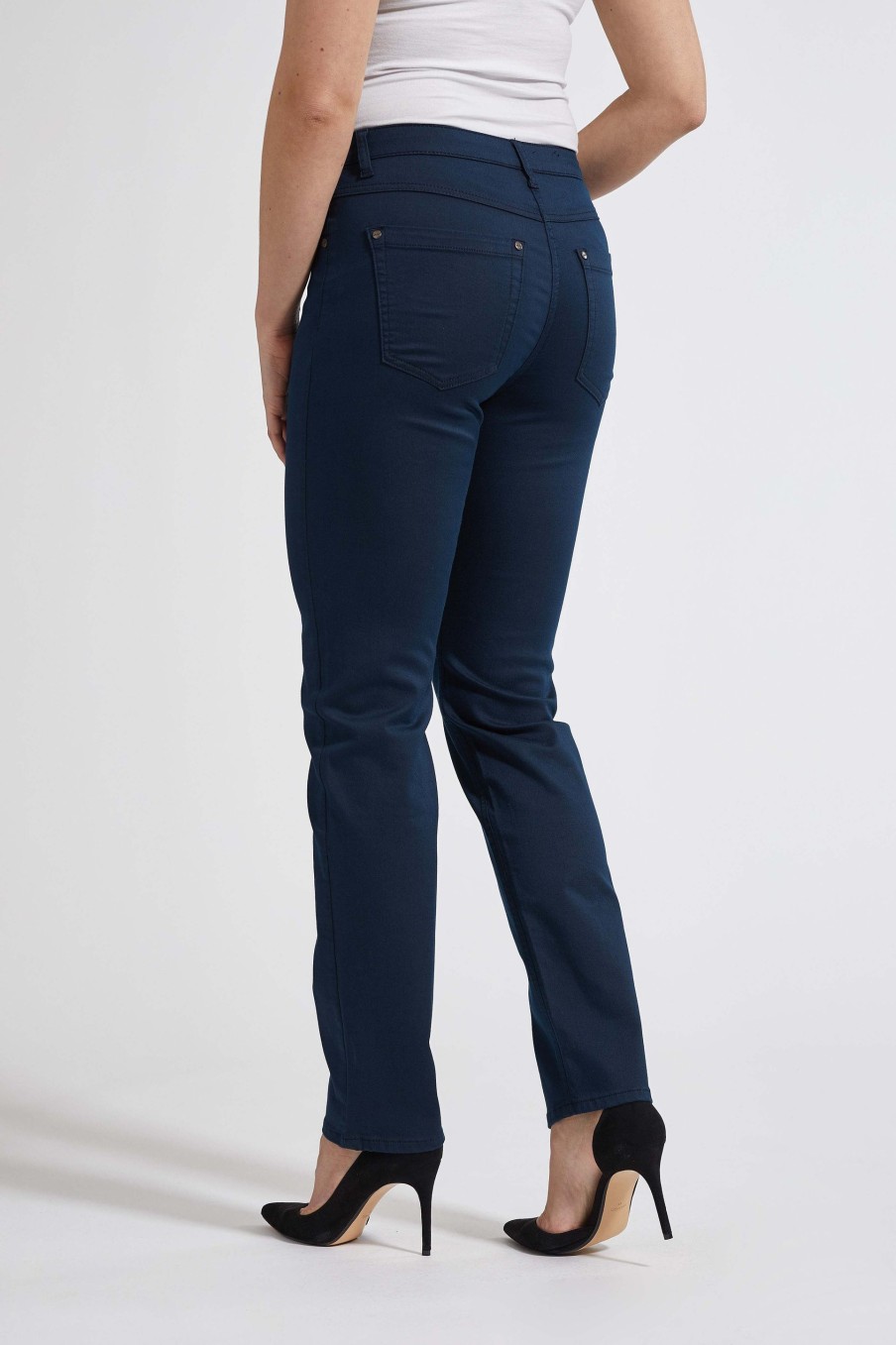 Silhouette Laurie | Bailey Classic - Medium Length - Navy