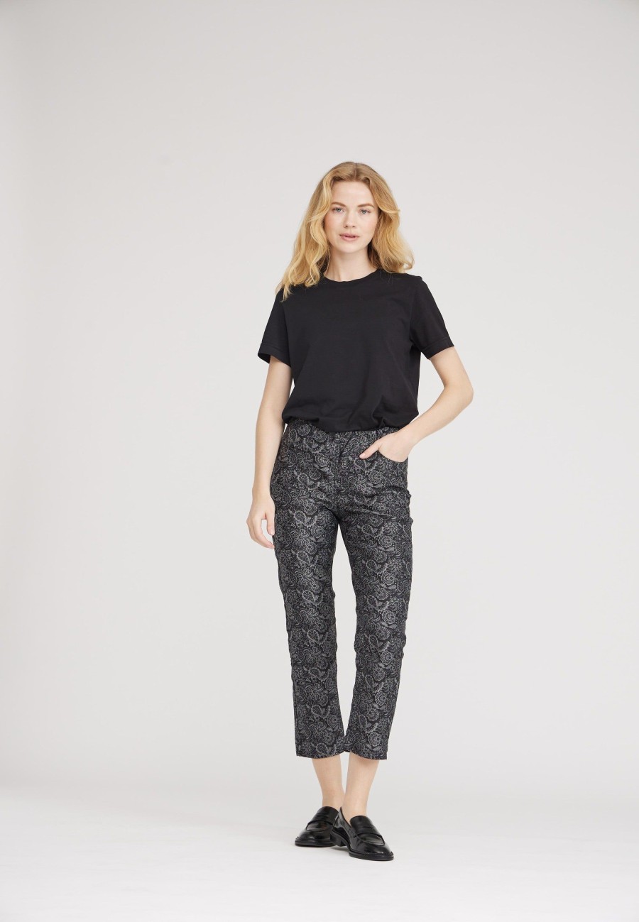 Silhouette Laurie | Kelly - Crop - Black Print